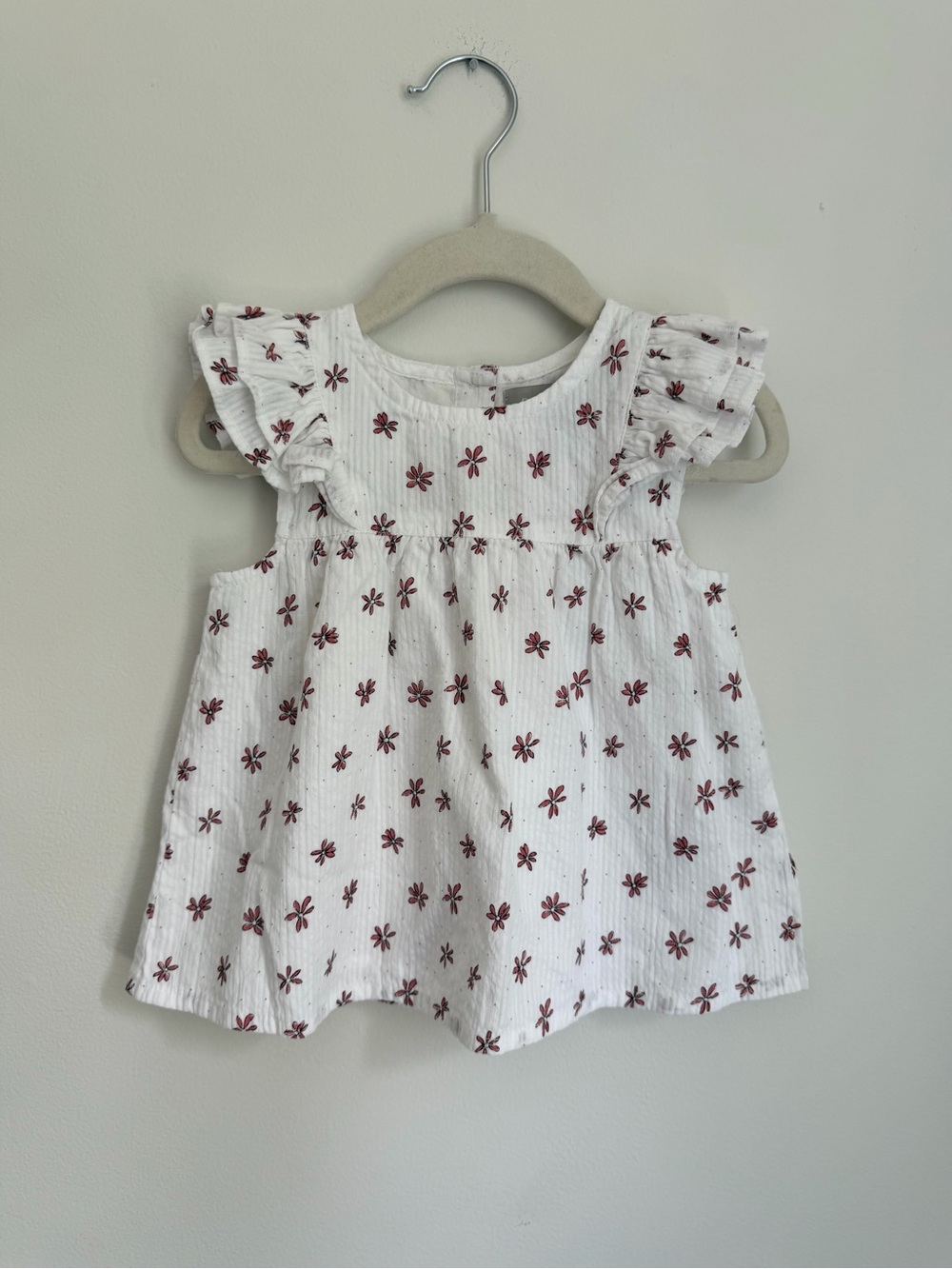 Primark Floral Flutter-Sleeve Too (Size 18-24m)